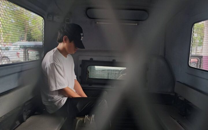 ตำรวจคุมตัวหนุ่มจีนส่งฝากขังศาลจังหวัดพัทยา