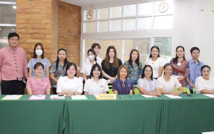 เทศบาลเมืองจันทบุรี จัดการประชุมประชาคม เพื่อพิจารณาร่างแผนพัฒนาท้องถิ่น