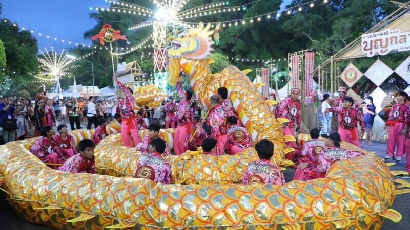 ผู้ว่าฯ ชลบุรีเปิดงานใหญ่ “บุญกลางบ้าน-เครื่องจักสานพนัสนิคม” สืบสานมรดก 100 ปี สู่สายตาชาวโลก