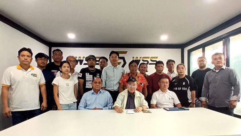 นริส สิงห์วังชา ประธานสหพันธ์มวยแห่งเอเชีย หรือ ABF “ลั่น” บล็อกเล็ก ภายใต้ ABC ทำเกินหน้าที่ในการรับรองผลการแข่งขันมวยสากลรายการต่างๆในประเทศไทย ขอความร่วมมือทุกโปรโมชั่นที่จัดการแข่งขันไปใช้เว็บไซด์ “ไฟ้ท์แฟ็กซ์”รับการผลและสถิติการแข่งขัน