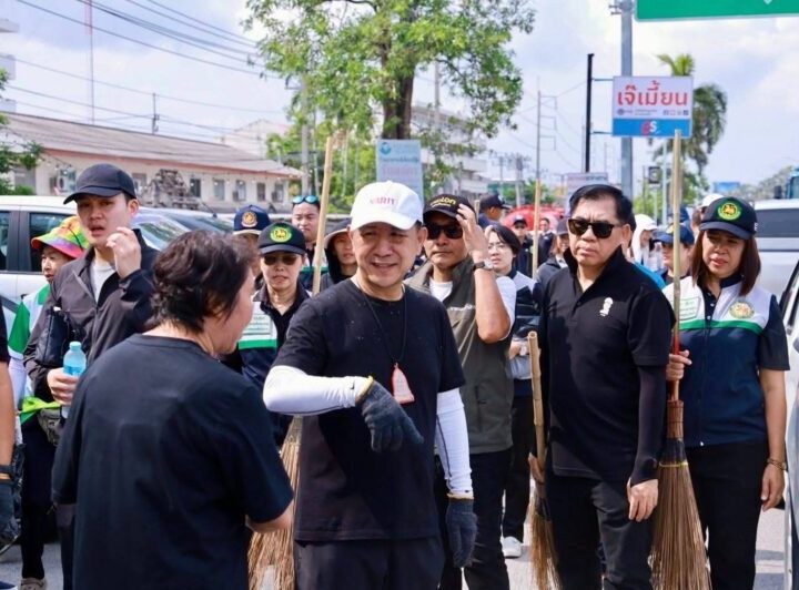 ชลบุรีเดินหน้า “เมืองสะอาด”   ผู้ว่าฯ นำ Big Cleaning Day ครั้งที่ 9 จัดระเบียบถนนสุขุมวิท–แสนสุข