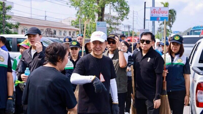 ชลบุรีเดินหน้า “เมืองสะอาด”   ผู้ว่าฯ นำ Big Cleaning Day ครั้งที่ 9 จัดระเบียบถนนสุขุมวิท–แสนสุข