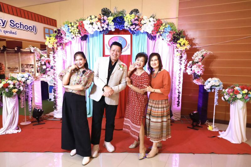พิษณุโลก นายก อบจ.พิษณุโลก เปิดงานเริงลีลาศสัมพันธ์ ครั้งที่ 21 จัดหารายได้สนับสนุนนักกีฬาเข้าร่วมแข่งขันกีฬาอาวุโสเเห่งชาติ “ตาปีเกมส์” จังหวัดสุราษฎร์ธานี 