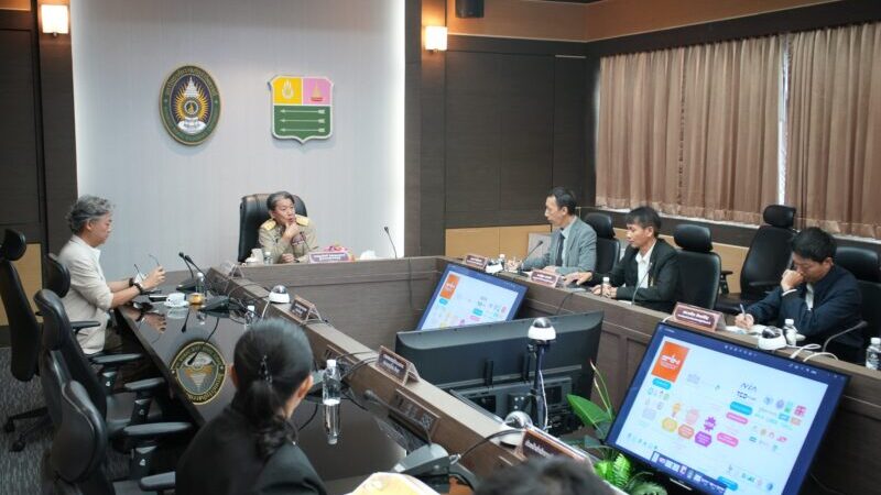 จ.จันทบุรีผลักดันจัดตั้งศูนย์ Fruit Processing Center เพื่อยกระดับอุตสาหกรรมผลไม้ไทย ยืดอายุผลผลิตก่อนส่งออกตลาดจีนและเพิ่มมูลค่าด้วยการแปรรูป