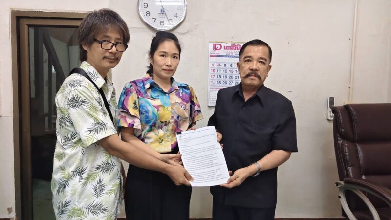 เจ้าของ มินิมาร์ท สงขลา ร้อง สว.สายสื่อ ถูก แก๊งต้มตุ่นวางแผนหลอกโอนเงินชำระหนี้ แจ้งแจ้งความเอาผิด ถูก อายัดบัญชีทั้งหมด และตำรวจไม่ยอมเรียกร่วมขบวนการมาสอบสวน ทั้งที่มีตัวตนและหลักฐาน