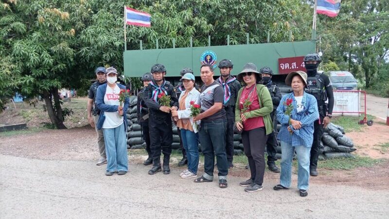 สระแก้ว-ทหารไทยเดินชี้แนวอธิปไตย- เขมรยอมขยับพื้นที่ทำกิน 300 เมตร ลดตึงเครียดชายแดน