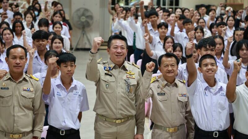 พิษณุโลก – อบจ.พิษณุโลก มอบทุนการศึกษาและทุนช่วยเหลือนักเรียนผู้ยากจนหรือผู้ด้อยโอกาส ประจำปีงบประมาณ 2569 ตามนโยบาย “เด็กพิษณุโลกฝันให้ไกล ไปให้ถึง” 392 ทุน