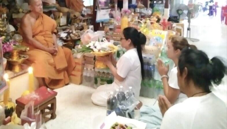 นครนายก – ศิษยานุศิษย์ร่วมถวายมุฑิตาสักการะอายุวัฒนมงคล 64 ปี พระอธิการอนันต์ จนฺทาโภ(หลวงตาเอ๋) เจ้าอาวาสวัดโคกสว่าง