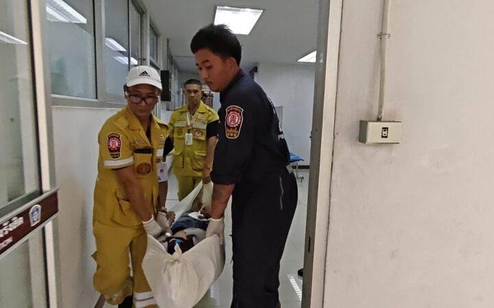 ปทุมธานี – ช็อกโรงพักคนขับแท็กซี่เมาเละชนดะ 7 คันรวด นอนดับปริศนาคาห้องขัง