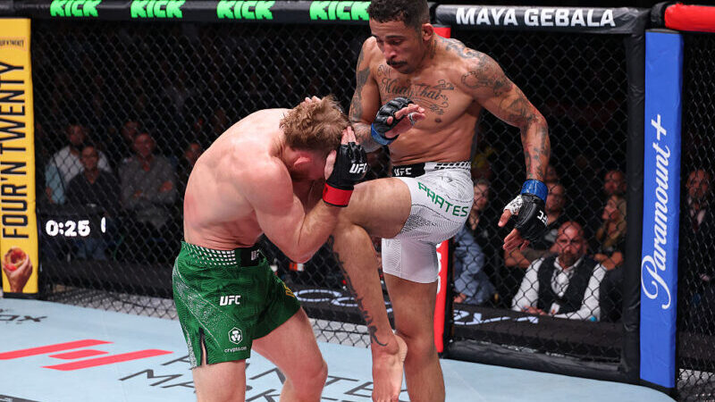 ปราเตส โชว์มวยไทยเข่ายัดไส้ ไล่ถลุง แมดดาเลนา ยับคาบ้านยก 3 ศึก UFC เพิร์ธ