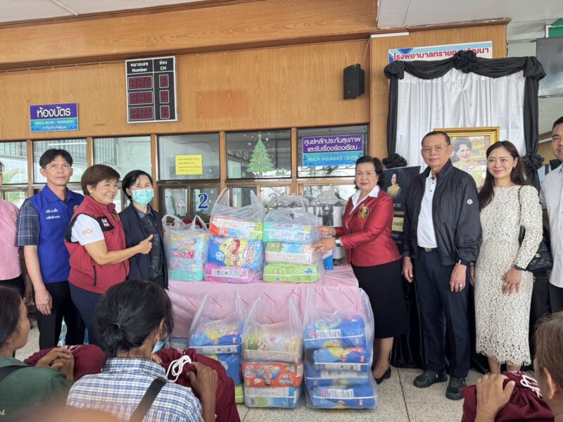 กำแพงเพชร “สภาสังคมสงเคราะห์ฯ ภาค 7 ผนึกกำลัง สส.สุรสิทธิ์และกำนันต้น ลงพื้นที่เติมสุขมอบความช่วยเหลือชาวทรายทองวัฒนา อ.ทรายทองวัฒนา จ.กำแพงเพชร“