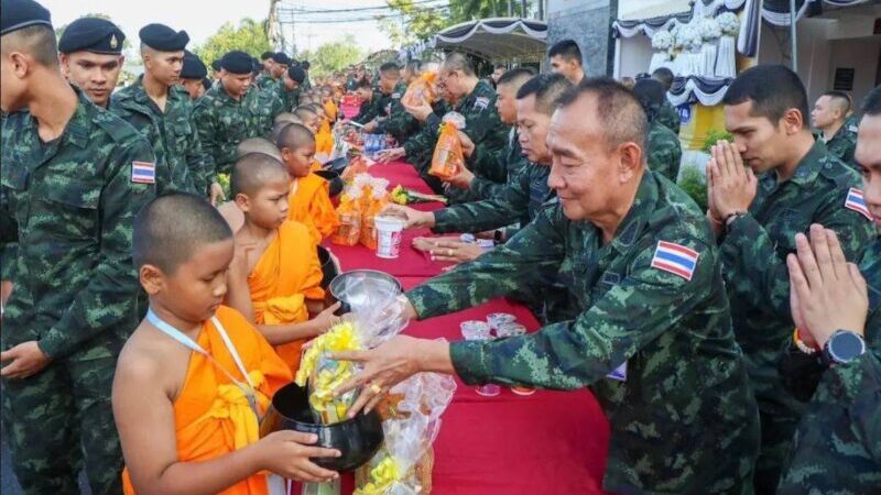 ปทุมธานี – ส่งพลังศรัทธาสู่ยะลา หนุนสามเณร 88 รูป สืบสานพระพุทธศาสนาชายแดนใต้”