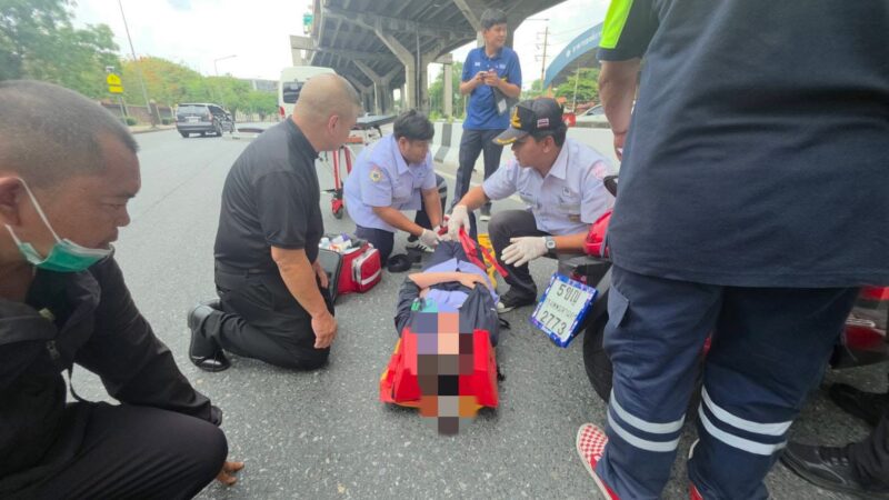 ปทุมธานี – ผอ.สนร.นทพ. นำกำลังพลลุยช่วย 2 อุบัติเหตุซ้อนหน้าหน่วย เร่งปฐมพยาบาล ประสานกู้ภัยส่งโรงพยาบาลทันท่วงที