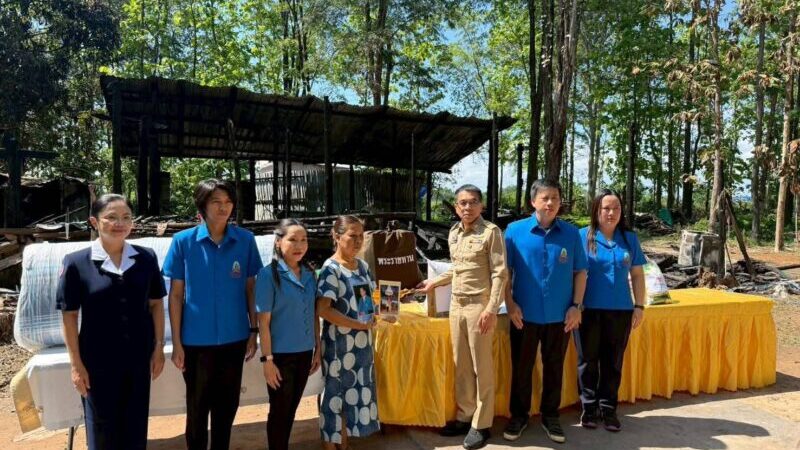 ผู้ว่ามุกดาหารมอบหมายให้นายอำเภอดอนตาลเป็นผู้แทนมูลนิธิราชประชานุเคราะห์ในพระบรมราชูปถัมภ์เชิญสิ่งของพระราชทานมูลนิธิราชประชานุเคราะห์มอบให้แก่ ผู้ประสบภัย