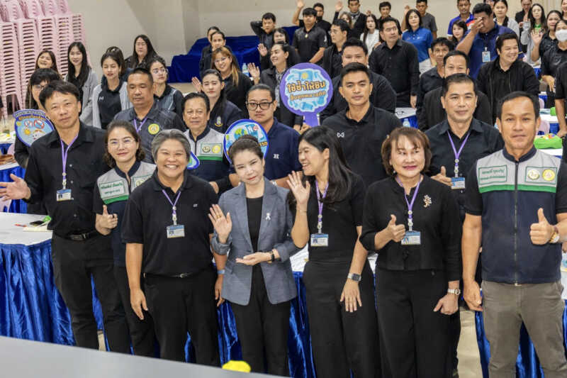 พิษณุโลกอบจ.พิษณุโลก จัดสัมมนาการบริหารจัดการขยะมูลฝอยและสิ่งปฏิกูลอันตราย พร้อมเตรียมนำขยะมูลฝอยไปกำจัดอย่างถูกหลักวิชาการ สนับสนุนนโยบาย “จังหวัดสะอาด”
