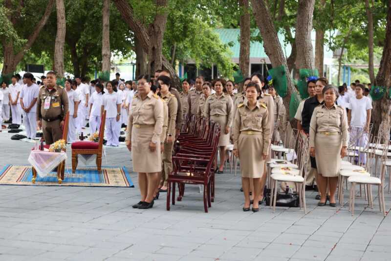 ผู้ว่าฯ สิงห์บุรี นำพสกนิกรทุกหมู่เหล่า ร่วมขับเคลื่อนโครงการพระราชดำริ ธรรมนาวา “วัง” ถวายเป็นพระราชกุศลฯ ณ โรงเรียนสิงหพาหุ ประสานมิตรอุปถัมภ์