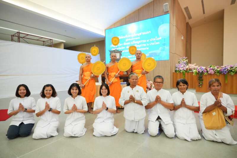 ปทุมธานี วัดพระธรรมกายร่วมมุทิตาพระภิกษุและสามเณรผู้สำเร็จเปรียญธรรม ป.ธ.9 และ ป.ธ.6 สืบสานการศึกษาพระบาลี