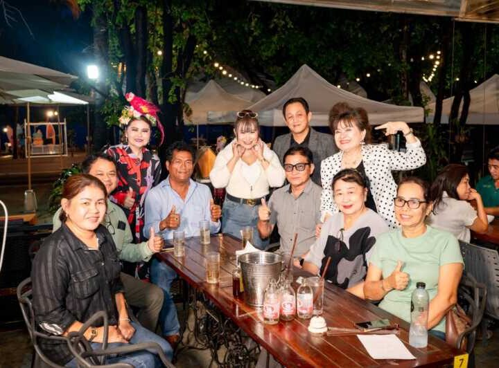“ดร.จิต” เปิดร้าน “อิ่มอกอิ่มใจ ปราณบุรีซีฟู๊ด” ต้อนรับกองประกวด Mister National Universe 2026 สร้างสีสันระดับโลก ณ ประจวบคีรีขันธ์