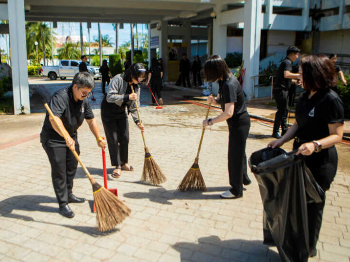 อัยการภาค 2 จัดกิจกรรมจิตอาสาเฉลิมพระเกียรติ พระบรมราชินี เนื่องในโอกาสมหามงคลเฉลิมพระชนมพรรษา 4 รอบ
