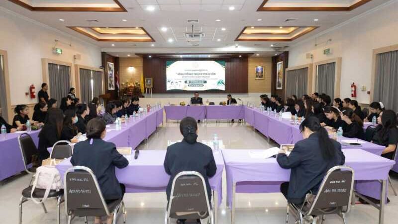พิษณุโลก อบจ.พิษณุโลก จัดประชุมเชิงปฏิบัติการพัฒนาบุคลากรวิชาชีพ รพ.สต.ในสังกัดฯพ เพื่อเน้นการให้บริการเชิงรุก