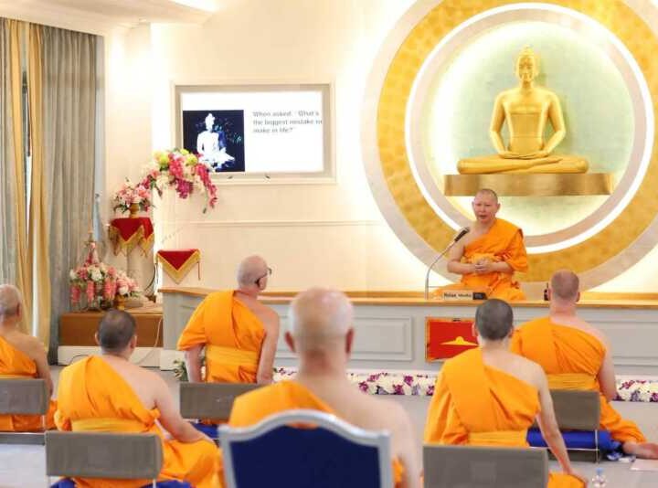 ปทุมธานี พระนานาชาติจาก 13 ประเทศ ติวเข้มพระธรรมวินัย สร้างกำลังสำคัญเผยแผ่พระพุทธศาสนาในยุโรป