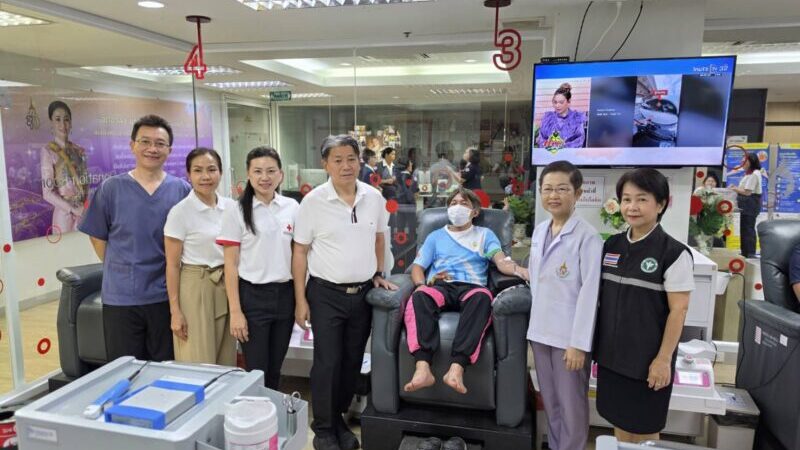 จันทบุรี – พสกนิกรร่วมบริจาคโลหิต เฉลิมพระเกียรติสมเด็จพระนางเจ้าฯ พระบรมราชินี