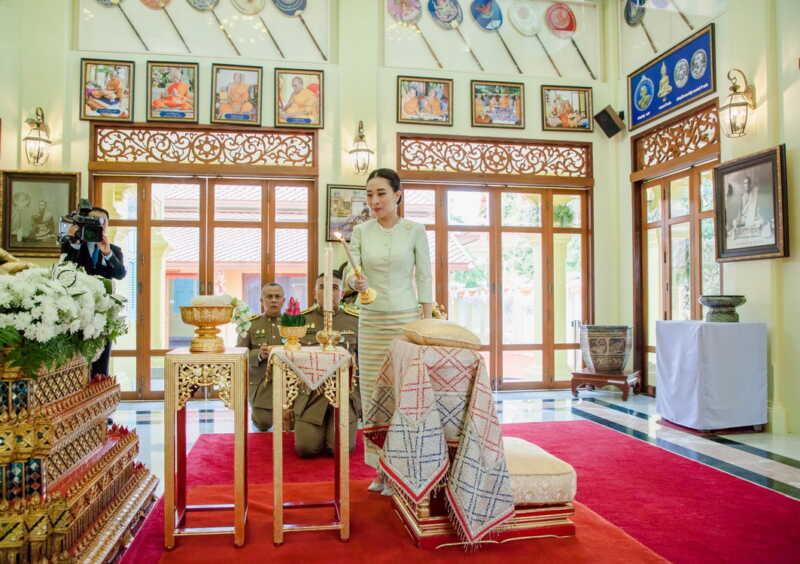 อ่างทอง – พระองค์ภาเสด็จวัดนางในธัมมิการามอำเภอวิเศษชัยชาญ2ครั้งสร้างความปลาบปลื้มแก่ประชาชน ในการทรงงานเพื่อประโยชน์สุขของประชาชน ยังคงอยู่ในความทรงจำและความสำนึกในพระมหากรุณาธิคุณของชาวอ่างทอง และพสกนิกรชาวไทยอย่างมิรู้ลืม