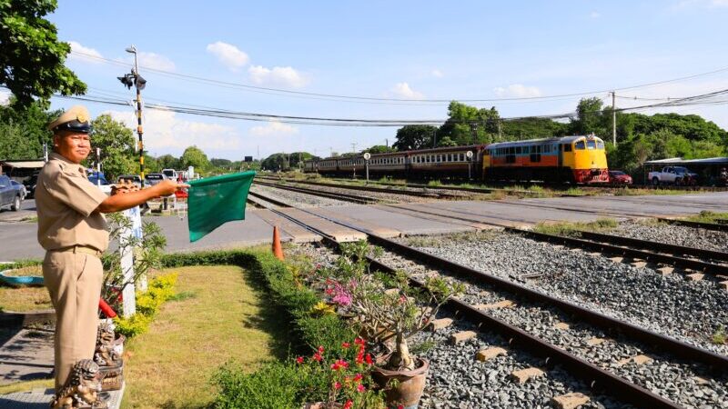 จังหวัดลพบุรี – ลพบุรีคุมเข้มห้ามจอด 39 จุดตัดทางรถไฟลดความเสี่ยงป้องกันอุบัติเหตุ