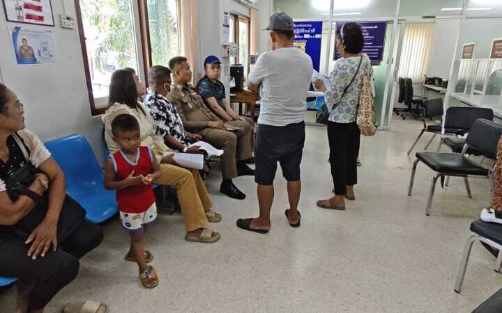 ปทุมธานี – ชาวบ้านร้องนายหน้าแสบผ่อนที่ดินหมดไม่โอนแอบจำนองถูกแบงก์ยึดเสียหาย100ล้านบาท