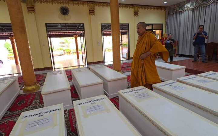 วัดบางพลีใหญ่กลางรับร่างอาจารย์ใหญ่ 45 ร่าง มาประกอบพิธีฌาปนกิจวัดบางพลีใหญ่กลาง