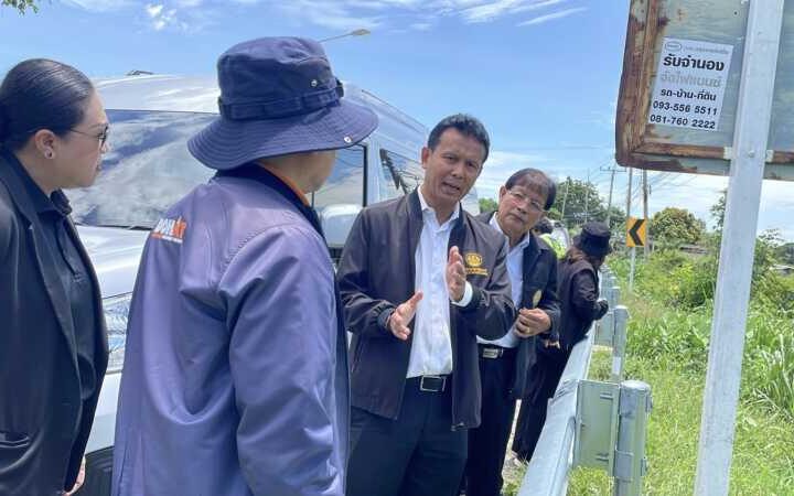 อ่างทอง – ผู้ตรวจสำนักนายกแนะแขวงทางหลวงอ่างทองเสริมจุดเชื่อมถาวรราวกันอันตรายป้องกันการถูกโจรกรรมน็อตและเหล็ก ระหว่างตรวจติดตามคณะกรรมการธรรมาภิบาลจังหวัดอ่างทอง