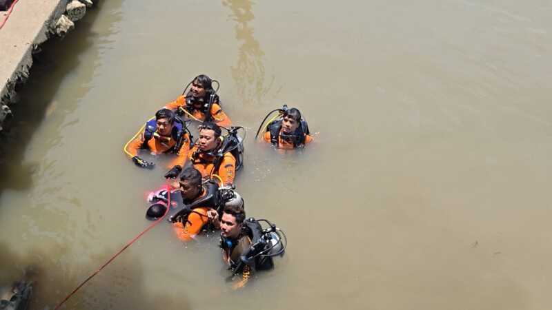 ปทุมธานี – สลดนักเรียน ม.1 ลื่นตกแม่น้ำเจ้าพระยาดับ