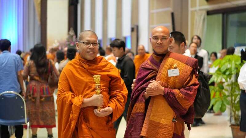 ปทุมธานี – เชิดชูผลงานเผยแผ่ธรรมะ พระครูสมุห์สนิทวงศ์ รับรางวัลเสาอโศกผู้นำศีลธรรม ประจำปี 2569