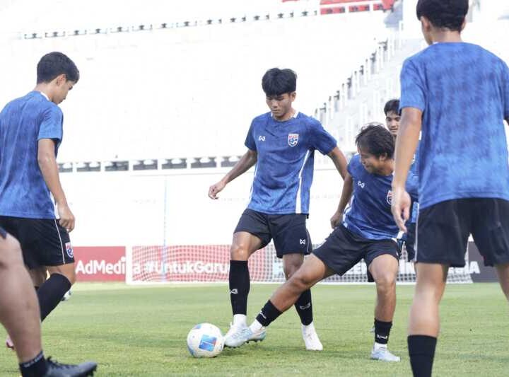 ทีมชาติไทย U19 ฟื้นฟูร่างกาย เตรียมชนออสเตรเลีย ชิงจ้าวอาเซียน 2026, “จิระพงษ์” รับทุกคนซัพพอร์ตกันคือจุดสำคัญพาทีมลุ้นแชมป์