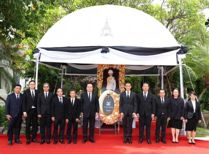 SSI น้อมถวายพวงมาลาและถวายสักการะพระศพ สมเด็จพระเจ้าลูกเธอ เจ้าฟ้าพัชรกิติยาภาฯ น้อมรำลึกในพระกรุณาธิคุณอันหาที่สุดมิได้
