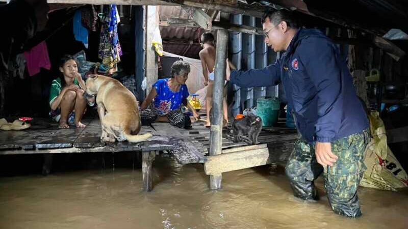 สถานการณ์ น้ำป่าไหลหลากในพื้นที่ อ.แก่งหางแมว กลับสู่ภาวะ ปกติ น้ำมาเร็ว ไปเร็ว