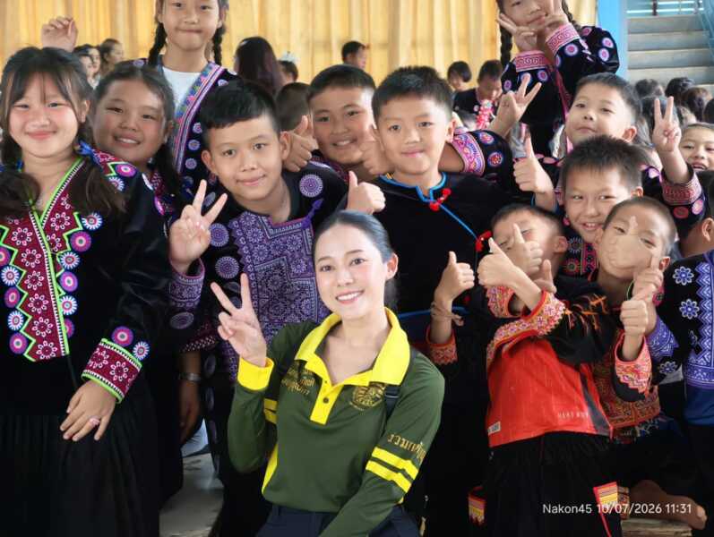 “พิธีมอบอาคารโรงอาหารให้โรงเรียนบนดอย …