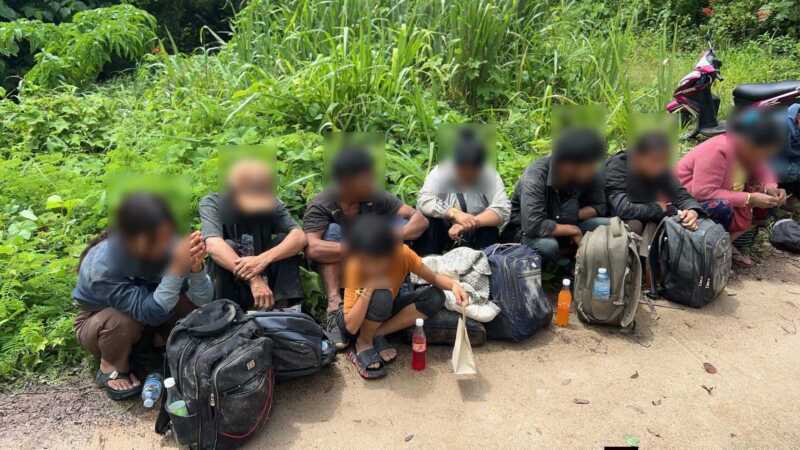 ชุมพร-รวบ 9 แรงงานเมียนมา ซุกท่อระบายน้ำเมืองชุมพร รอขบวนการลอบส่งต่อไปมาเลเซีย