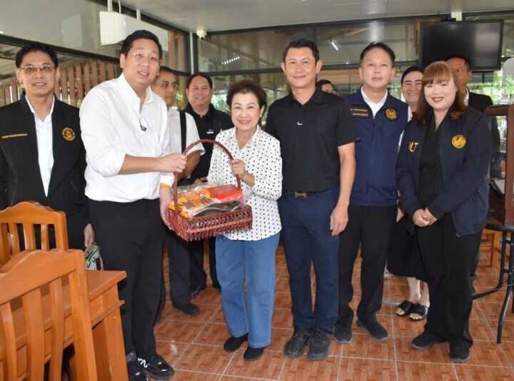 รัฐมนตรีช่วยว่าการกระทรวงคมนาคม ลงพื้นที่สิงห์บุรี ติดตามโครงการสะพานข้ามเจ้าพระยาแห่งใหม่ พร้อมเร่งมาตรการป้องกันน้ำท่วม