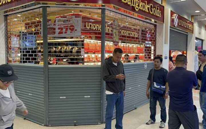 พัทยา – ผมไม่อยากฆ่าใคร ก่อนฉกสร้อยทอง 2 บาท กลางห้างพัทยา อ้างติดหนี้พนันบอล