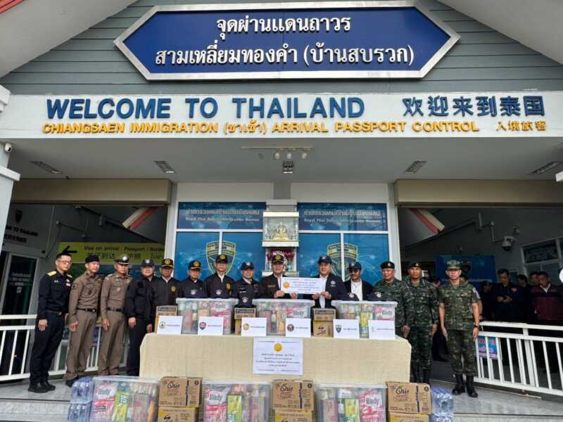 ด่าน ตม.เชียงแสน ให้การต้อนรับ รมต.ยุติธรรม ที่มาตรวจเยี่ยมการปฏิบัติการสกัดกั้นยาเสพติดในพื้นที่ลำน้ำโขง ไทย-ลาว