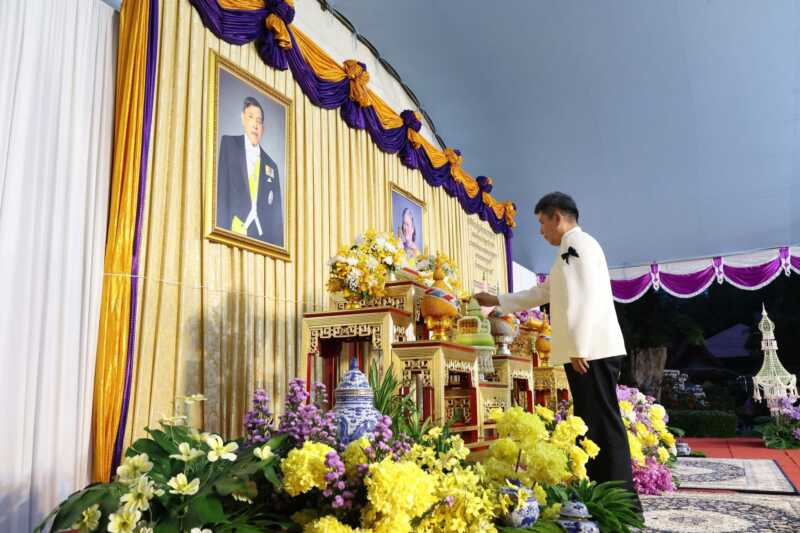 จังหวัดชุมพรจัดพิธีเจริญพระพุทธมนต์สมโภชผ้าพระราชทาน ในสมเด็จพระกนิษฐาธิราชเจ้า กรมสมเด็จพระเทพรัตนราชสุดาฯ สยามบรมราชกุมารี ประจำปี 2569 ณ วัดพระบรมธาตุสวี