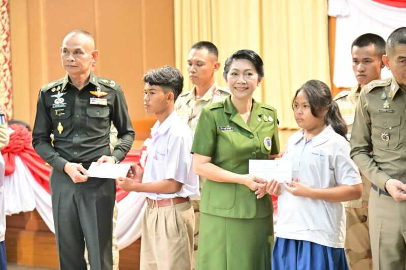 สร้างรอยยิ้มและอนาคตที่สดใสของเยาวชน เริ่มต้นจากความห่วงใยและการแบ่งปัน