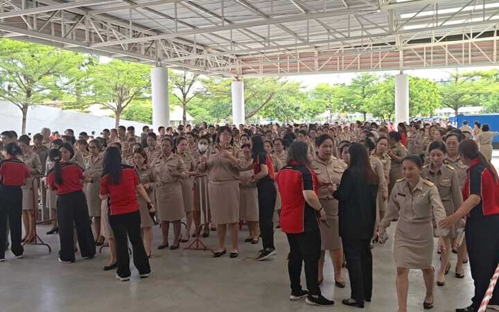 ปทุมธานี – รองปลัด มท.คุมเข้มลงพื้นที่ตรวจสถานที่สอบองค์กรปกครองส่วนท้องถิ่นขู่ฟันเด็ดขาดพวกทุจริต