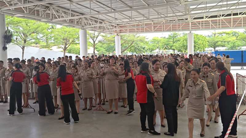 ปทุมธานี – รองปลัด มท.คุมเข้มลงพื้นที่ตรวจสถานที่สอบองค์กรปกครองส่วนท้องถิ่นขู่ฟันเด็ดขาดพวกทุจริต