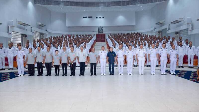 ศฝ.นย. จัดพิธีมอบทุนการศึกษา พิธีเปิดการศึกษา และพิธีไหว้ครู นักเรียนจ่า พรรคนาวิกโยธิน ประจำปีการศึกษา 2569