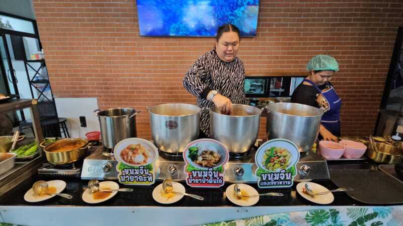 ปทุมธานี – ฮือฮาบุฟเฟ่ต์ 89 บาท อิ่มไม่อั้นช่วยลดค่าครองชีพมีโครงการไทยช่วยไทยเหลือหัวละ36บาท