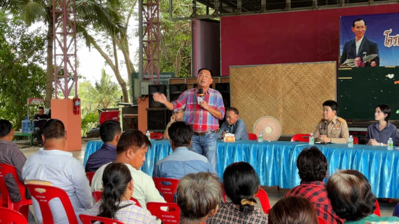 สส.อนุชา พร้อมหน่วยงานชลประทานลงพื้นที่พบปะเกษตรกรหลังต้องเผชิญกับปัญหาขาดแคลนน้ำทำนา