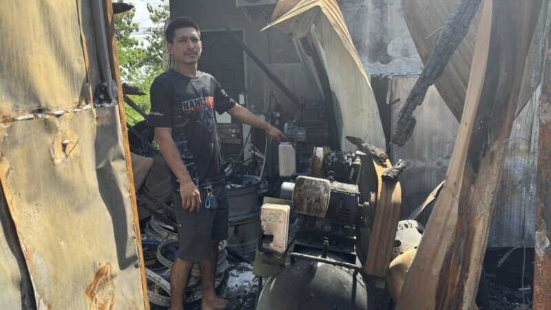 ปทุมธานี – ร้านซ่อมจยย.โอดไฟไหม้จากร้านก๋วยเตี๋ยวข้างเคียงลามเผารถลูกค้า17คันช้ำคู่กรณีขอจ่าย2แสนให้จบคดี