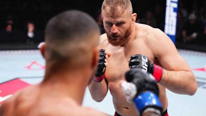 บลาโชวิคซ์ เชื่อลูกเก๋าเอาอยู่ ก่อนดวล สเตอร์ลิง ศึก UFC เบลเกรด คืนวันเสาร์นี้